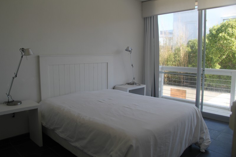 Hermoso penthouse en Manantiales de la ruta al mar
